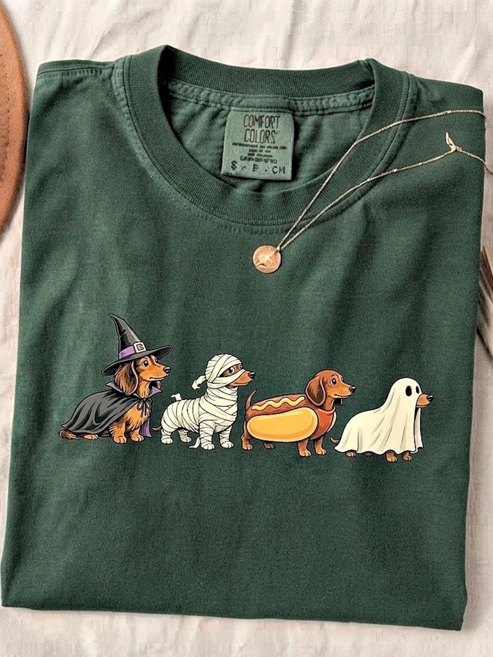 Spooky Dachshund Dog Halloween Comfort Color T-Shirt